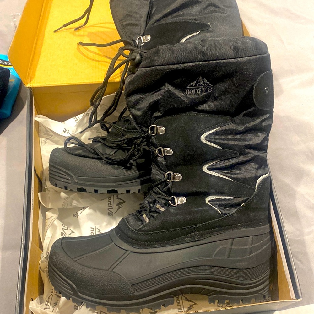 COPY - Nortiv 8 Mountaineer boots used once size US 9/EUR 42